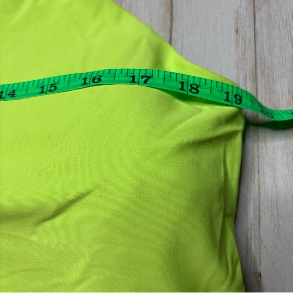 Old Navy Active Powersoft Long Line Sports Bra Top Plus Size 2X Neon Green - Picture 4 of 15